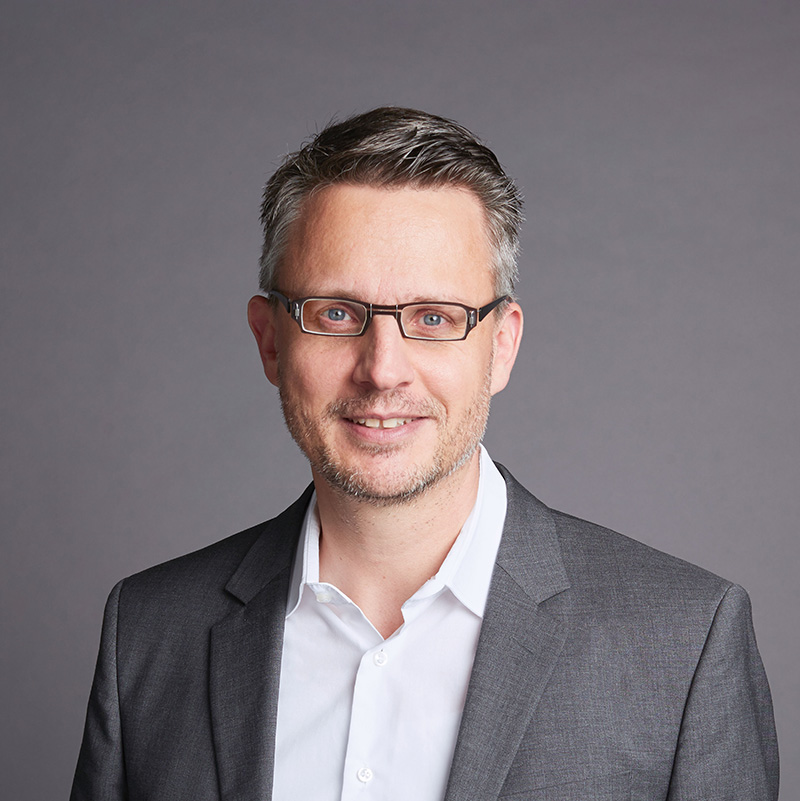 Dr. Adreas Hettich