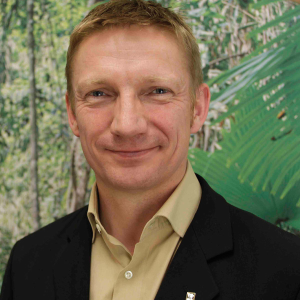 Dr. Dirk Reinsberg